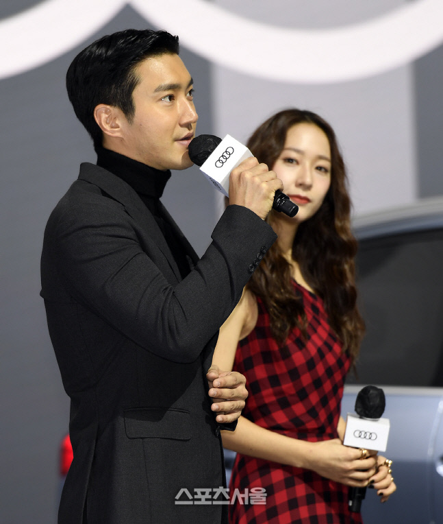 수트발이 최고인 최시원, 정수정은 드레스 핏이 최고! [포토]