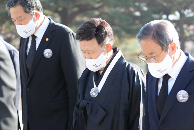 검찰, 안익태 친일의혹 제기 광복회회장 무혐의 처분...유족 항소