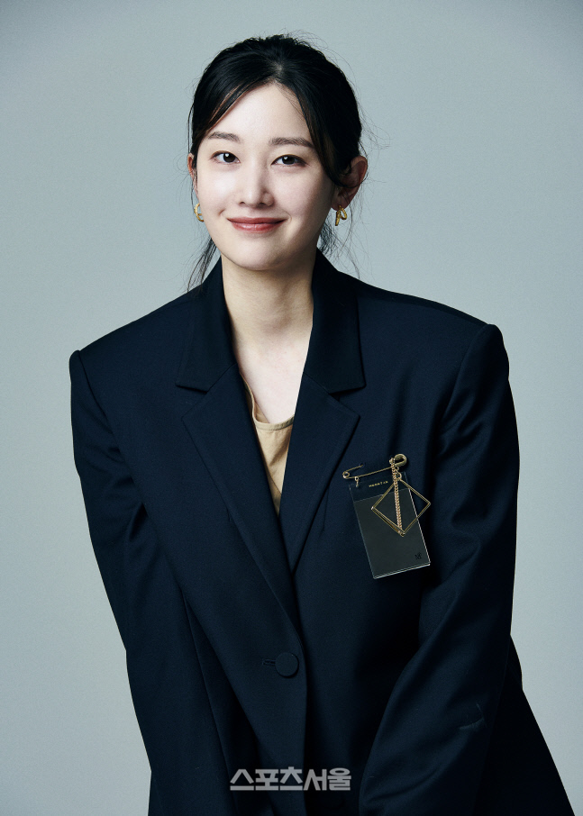 '연애 빠진 로맨스' 전종서 "연기, 계산보단 본능에 맡겨요"[SS인터뷰]