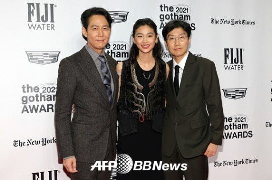 0003008700_002_20211130110301267