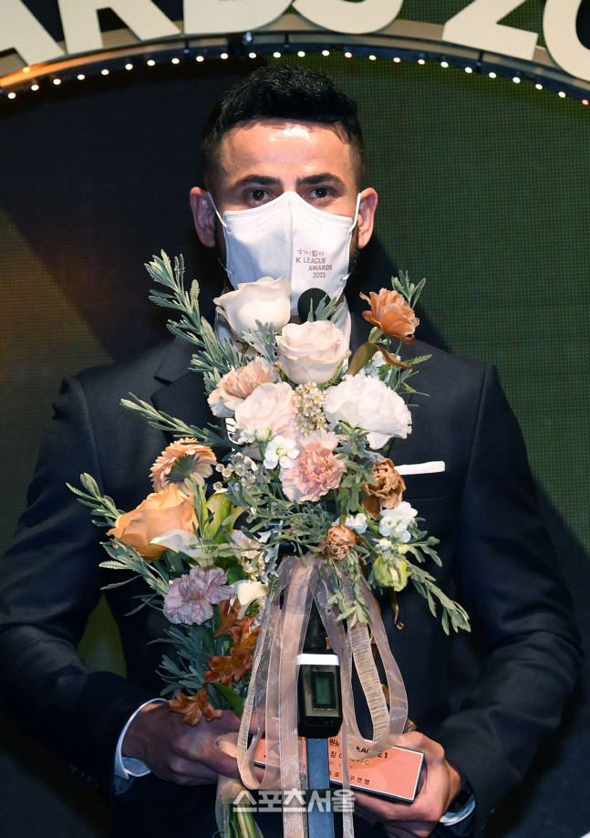 [포토]대구 세징야, K리그 어워즈 베스트11 미드필더