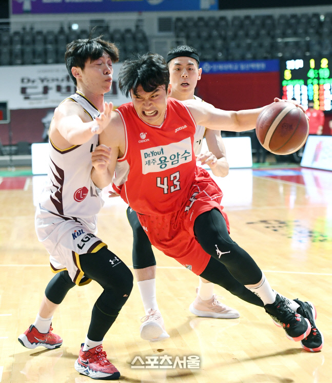 [포토]오리온 이대성, 과감한 돌파