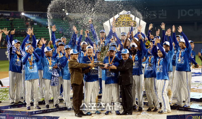 삼성, 해태 넘고 '가장 위대한 프로스포츠팀' 뽑혀…선수는 김연아 독보적