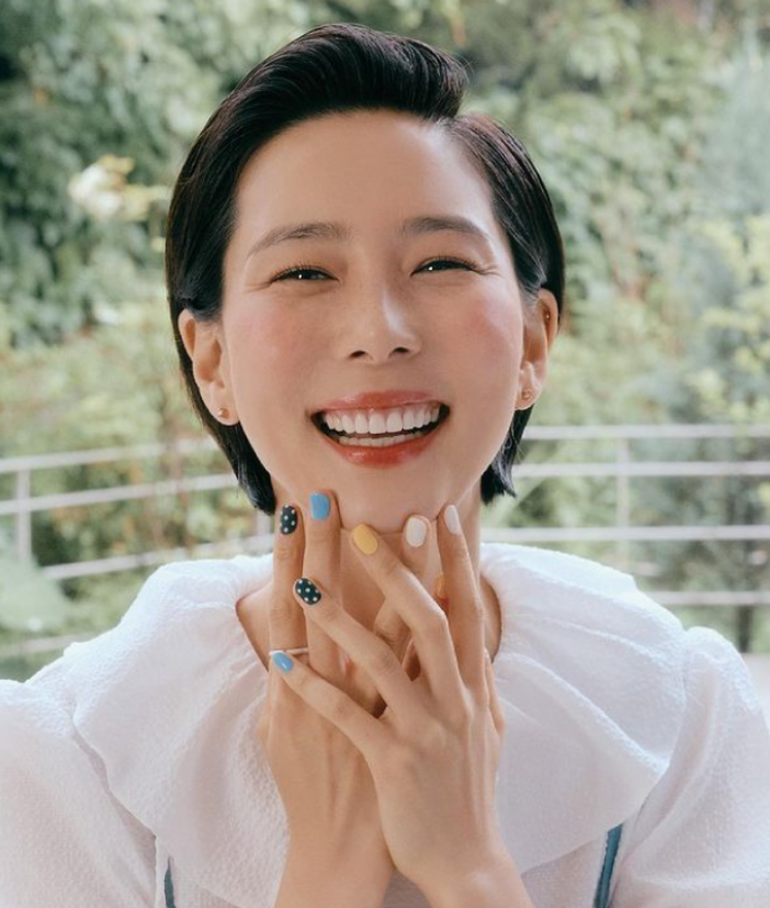 '열애' 김나영, '어쩜 마음이 이리 예쁘나영'  싱글맘에 1억원 또 기부 