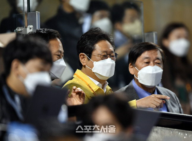 와일드카트결정전 찾은 황희 문체부장관[포토]