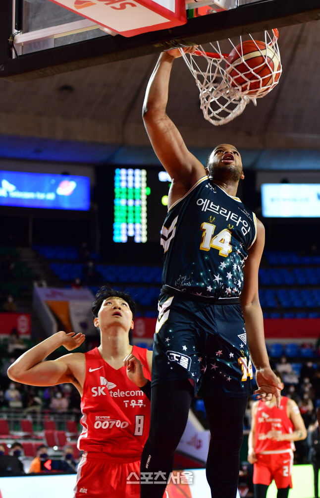 프로농구 올스타전, 덩크와 3점슛 콘테스트 출전자는?