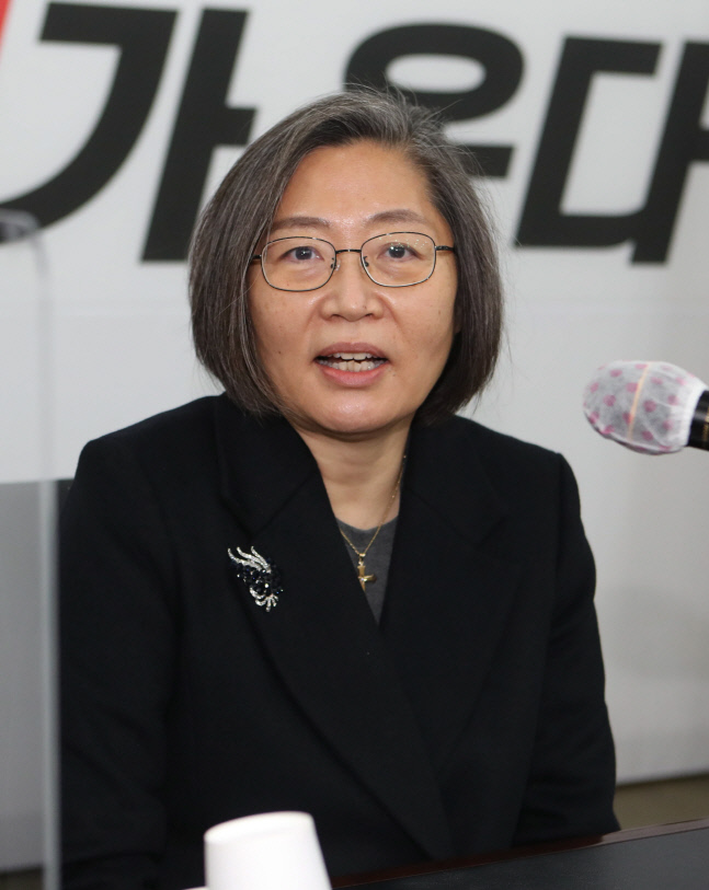 황교익, 김건희 '호위무사' 이수정에 "말장난 마라. 전문가가 왜?" 맹비난