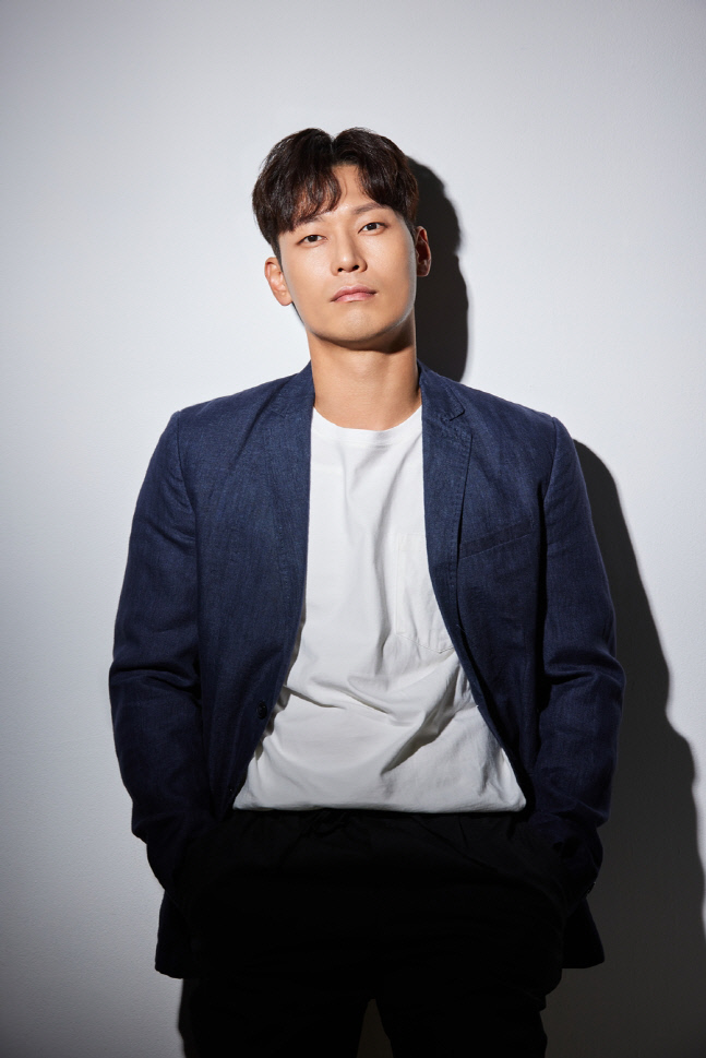 박훈, '해적: 도깨비 깃발' 합류…권상우와 호흡