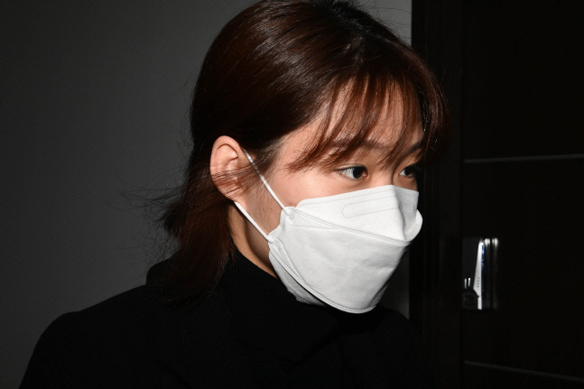 조송화 주장에 IBK도 재반박 "무단이탈로 판단, 법적 분쟁에 적극 대응"