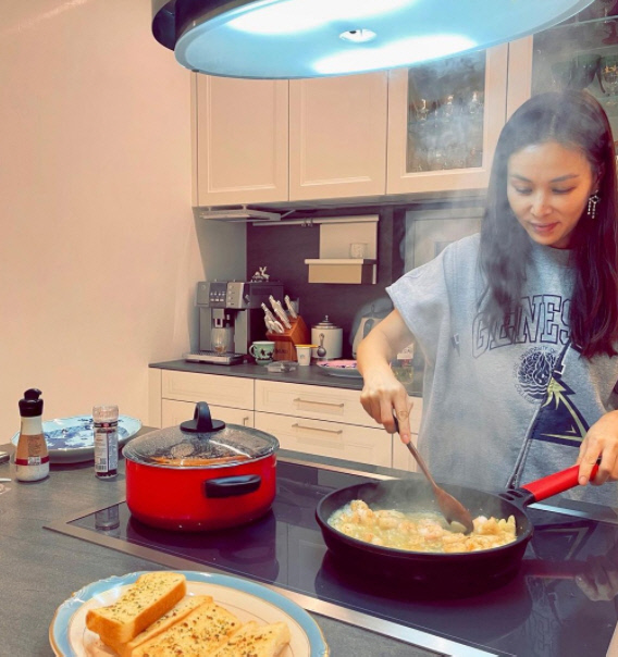 캡처_2021_12_25_00_54_12_268