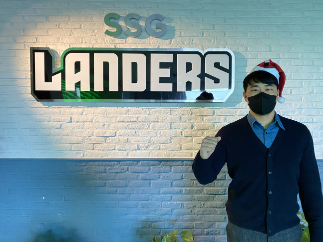 한유섬, SSG와 5년 60억원 다년계약 체결 "FA보다 SSG!"