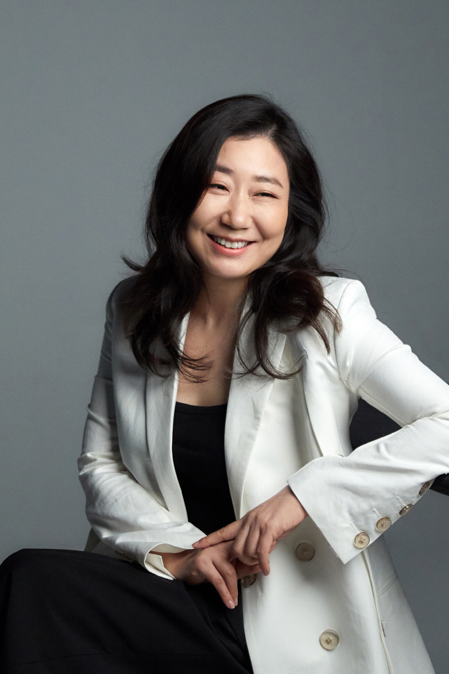 라미란1 [제공_씨제스]