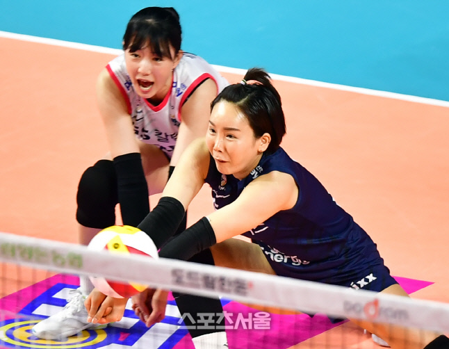 '살리고~ 살리고!' GS 오지영[포토]