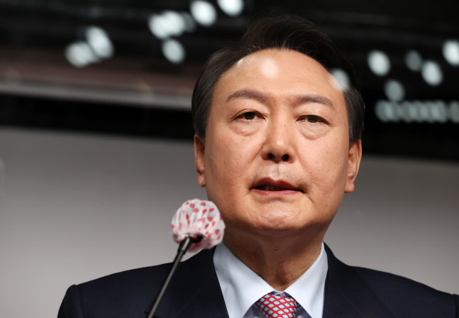 윤석열 "김건희 요양필요" 발언에 "요양같은 소리 하고있네" 여론 비등