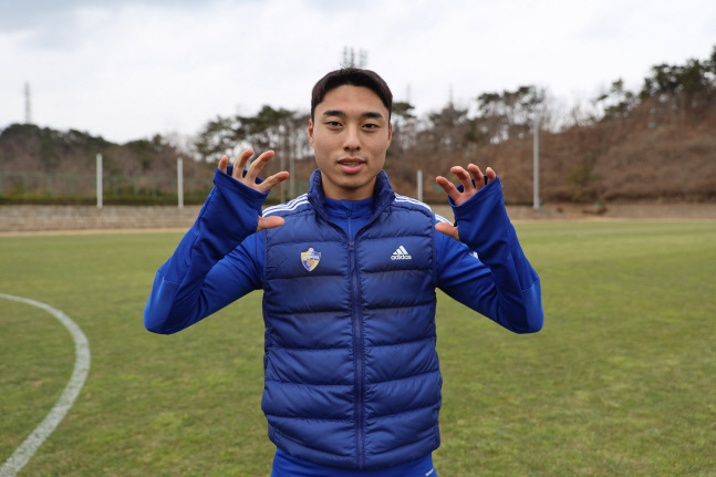 입대도 미루고 절치부심…'특급 윙어' 이동준 "울산 우승+벤투호 주전, 꼭 잡을래요" [현장인터뷰]