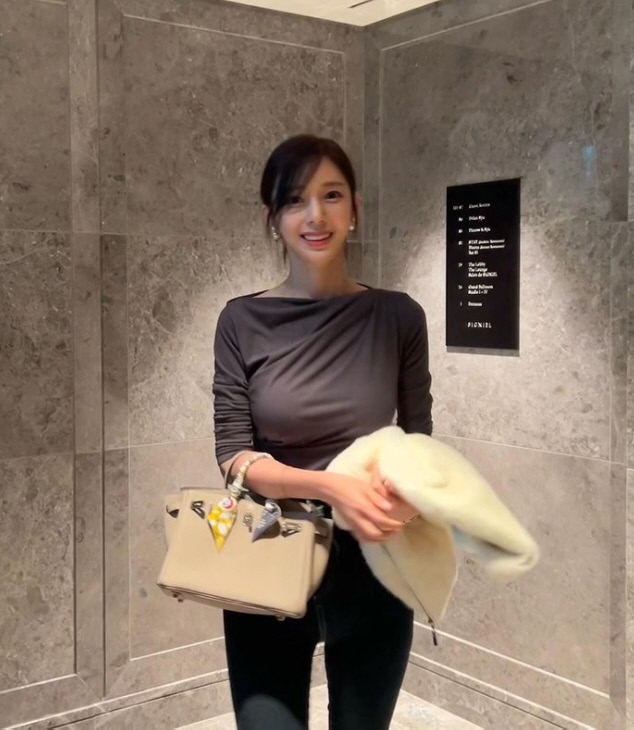 '싱글맘' 야옹이 작가 "함부로 아이 얘기 들먹거리지 말라" 경고