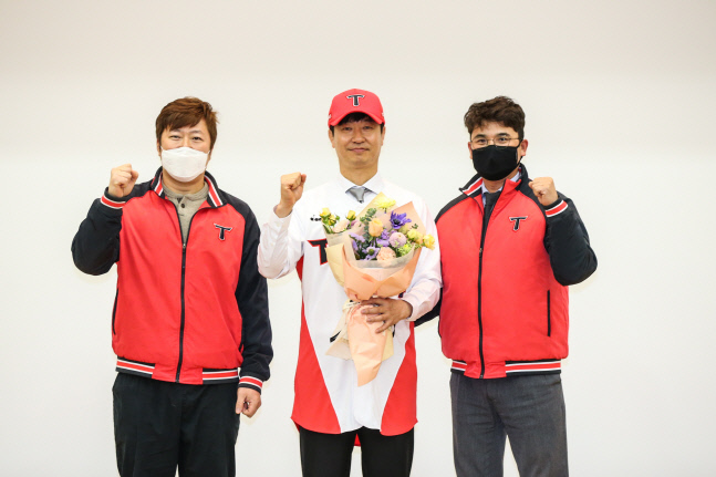 20220106144736861106