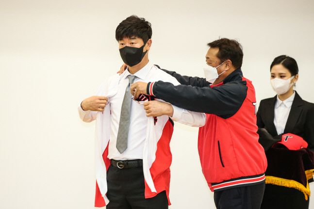 20220106144709382310