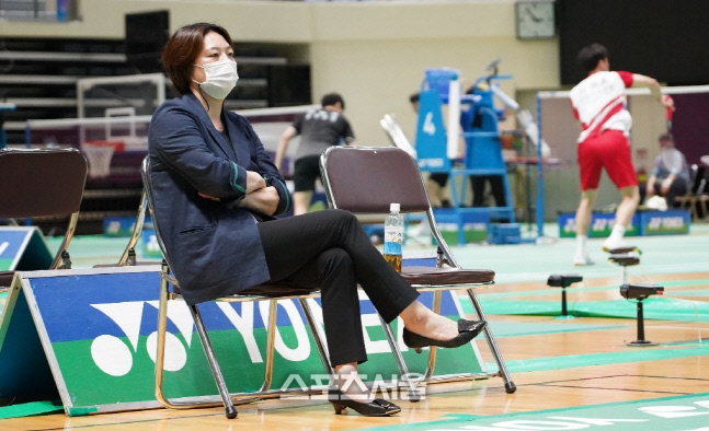 "韓배드민턴 여장부" 차윤숙 포천시청 감독..."저를 車장군이래요"