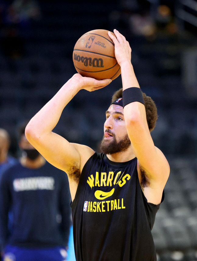 GS 슈터 클레이 톰슨 10일 클리블랜드전 2년 6개월 만에 복귀