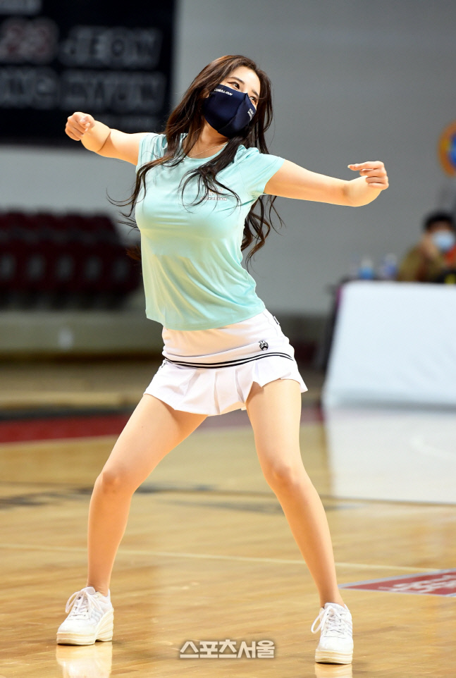 [포토] KGC 치어리더 '섹시웨이브'