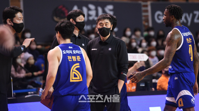 [패장] 이상민 감독 "공격이 너무 문제…브레이크 기간 재정비할 것"