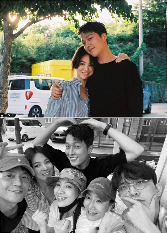 "팬들 설레겠네" '지헤중' 송혜교,장기용과 달달한 어깨동무[★SNS]