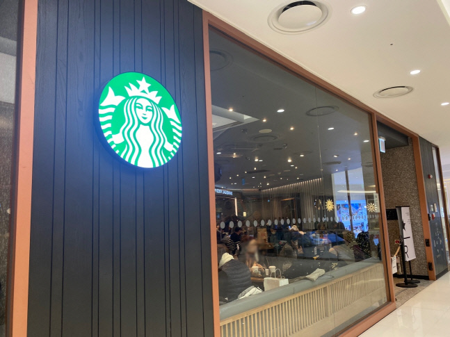 스타벅스, 오늘부터 가격인상…개인컵 이용시 할인