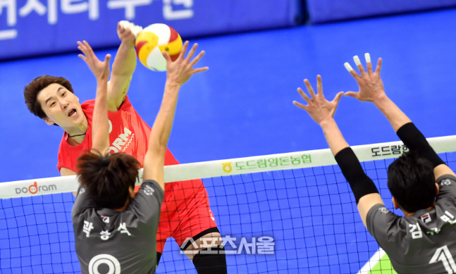 고공강타, 박철우[포토]