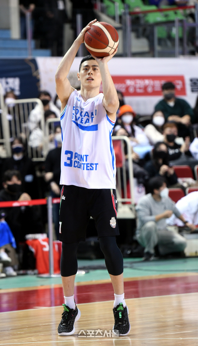 [포토] 이관희, 3점슛 콘테스트 우승