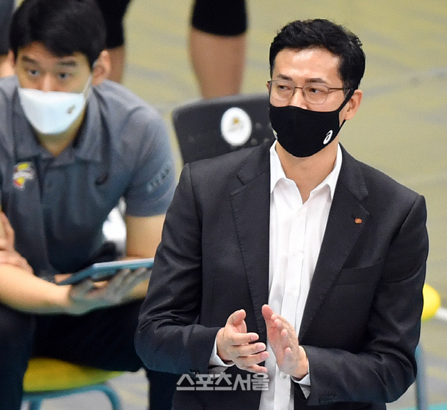 3연패 탈출 장병철 감독 "힘들었을 선수들, 잘 이겨냈다"[현장인터뷰]