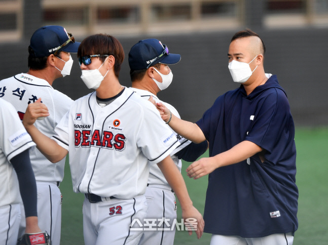 \'100승은 다음 기회에\' 유희관[포토]