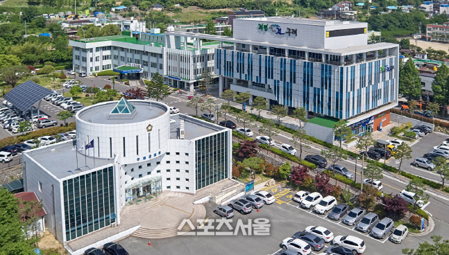 1 구례군청사 전경