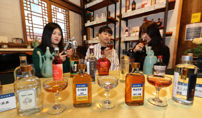 농진청, 전통주 시음회 개최<YONHAP NO-2800>