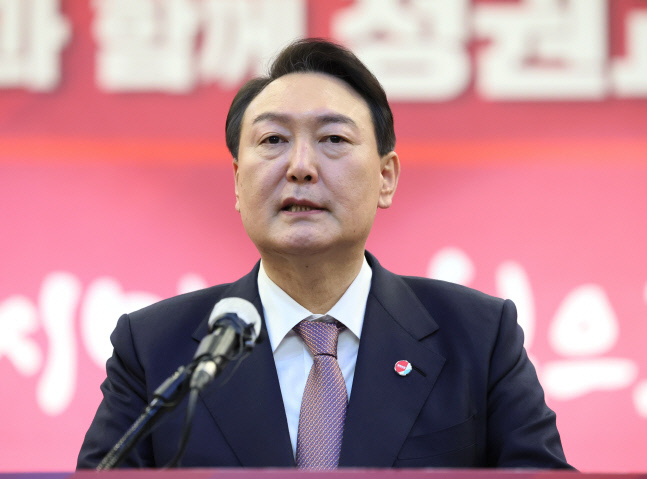 윤석열, 대전 선대위 필승결의대회 연설<YONHAP NO-3615>