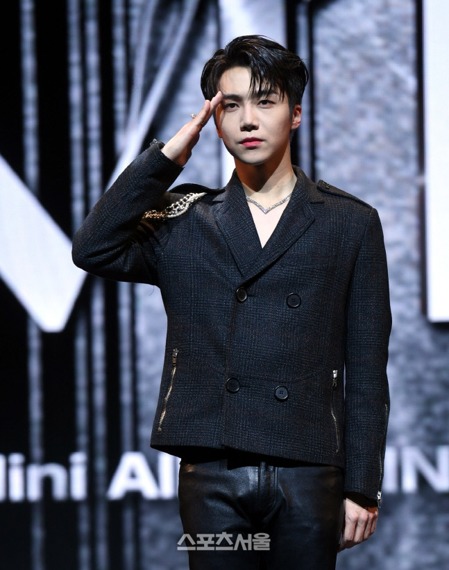 [포토] 펜타곤 진호, 전역하고 돌아왔어요