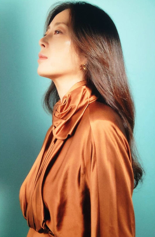 송윤아, 백신 접종 후 뇌출혈로 쓰러진 매니저 위해 "지정 헌혈 부탁"