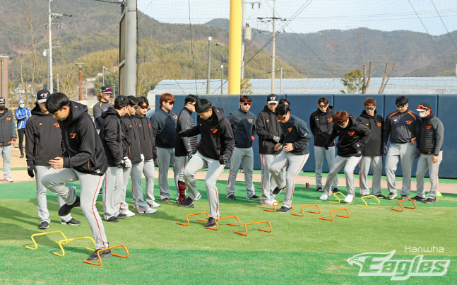 220202_투수조 웜업