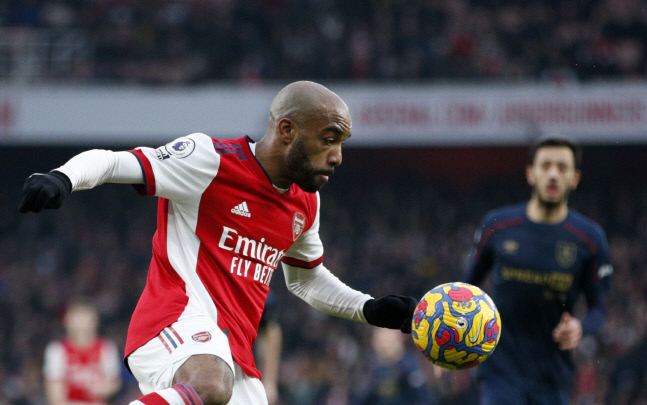 라카제트, 5년 만에 친정팀 리옹으로?…"벤제마보다 더 근접"