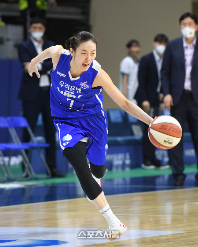 '왕조 에이스' 박혜진 통산 9번째 라운드 MVP 선정…MIP는 김지영