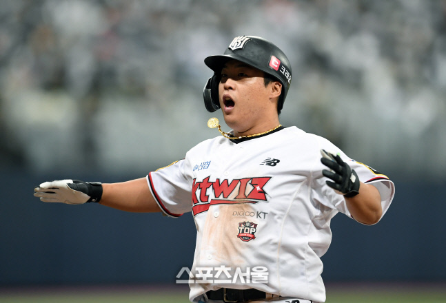 강백호 자존심 지켰다…5년차 연봉 ‘5.5억’ 이정후와 타이