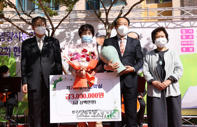 강진군, ‘강진 연고의 역량 있는 작가를 찾습니다’