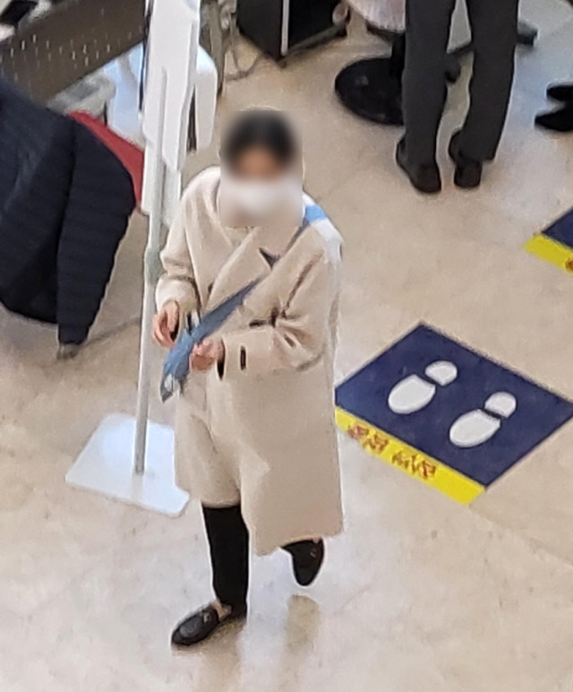 조국 전 장관 딸,'레지던트 성적 미달' 주장 네티즌 고소