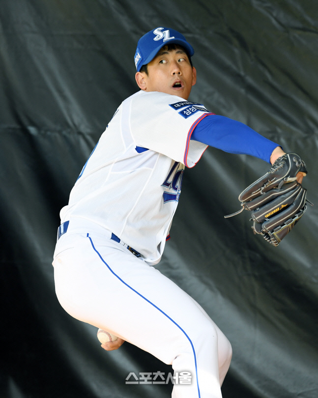 [포토]삼성 투수 이상민, 매서운 눈빛으로!