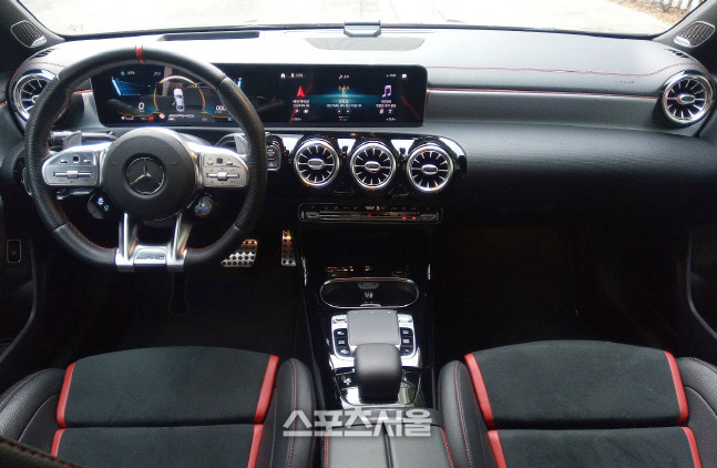 메르세데스 벤츠 AMG CLA 45 S