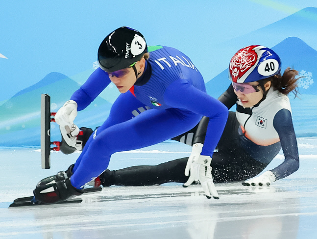 [올림픽] 최민정 \'앗 이럴 수가\'