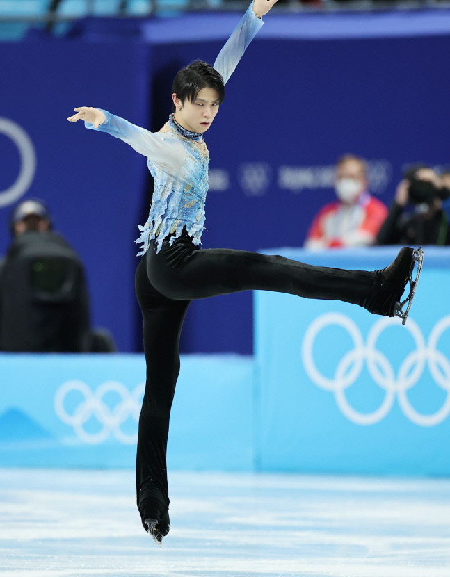 [올림픽] \'피겨 스타\' 하뉴의 쇼트 연기