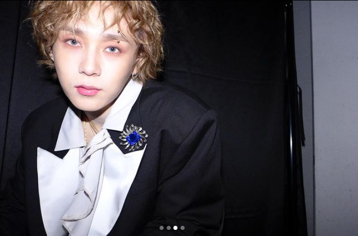 6년 공개연인 현아♥던 "이미 결혼했나?" 청혼반지 이어 웨딩촬영 인증샷