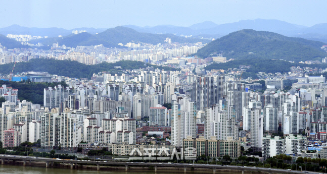 '거래절벽' 서울 아파트, 중저가 위주로 팔렸다