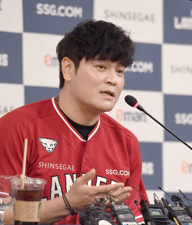 '맏형' 추신수의 세 가지 의문 #제도 #환경 #예우[장강훈의 액션피치]